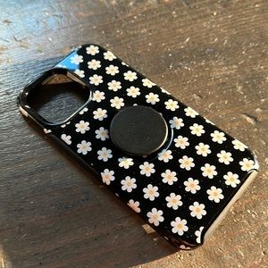 iPhone 13 Pro Max Otterpop Daisy Case :)